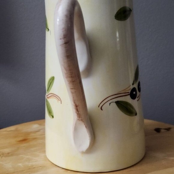 Beautiful Hand Made/Hand Painted Pitcher Made in Italy 20 inch tall - Picture 2 of 13
